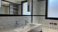 Bathroom: clarity, style, and elegance.